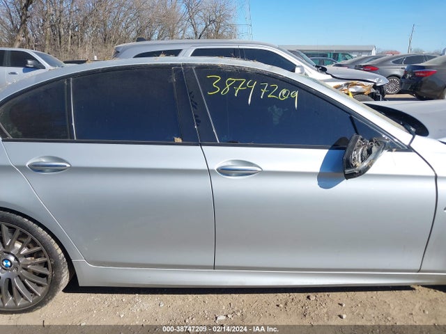 BMW 550i Xdrive 2015 WBAKP9C50FD979369 Image 13