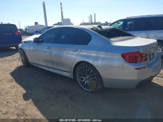 WBAKP9C50FD979369 BMW 550i Xdrive