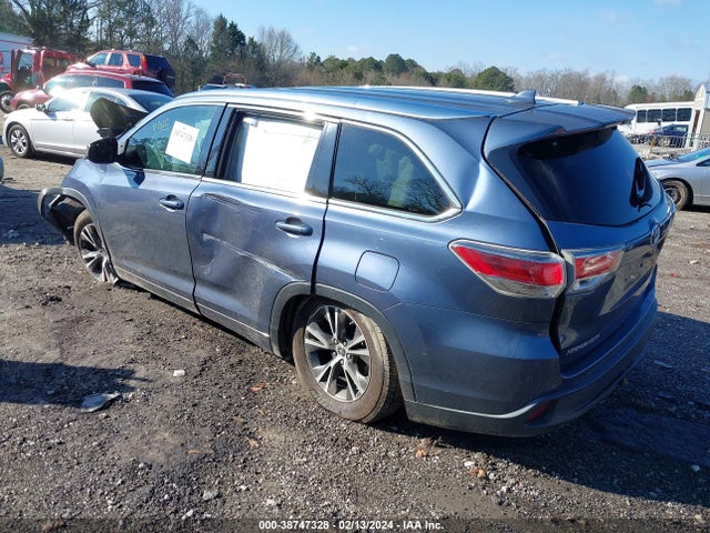 Toyota Highlander Xle V6 2016 5TDKKRFH5GS128147 Image 3