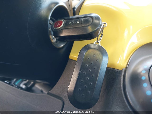 2013 FIAT 500 3C3CFFAR3DT673731 Photo 10