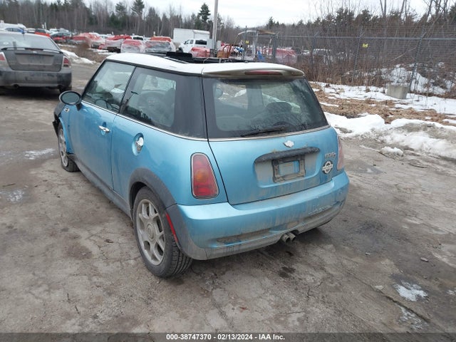 2003 MINI COOPER S WMWRE33423TD71656 Photo 2