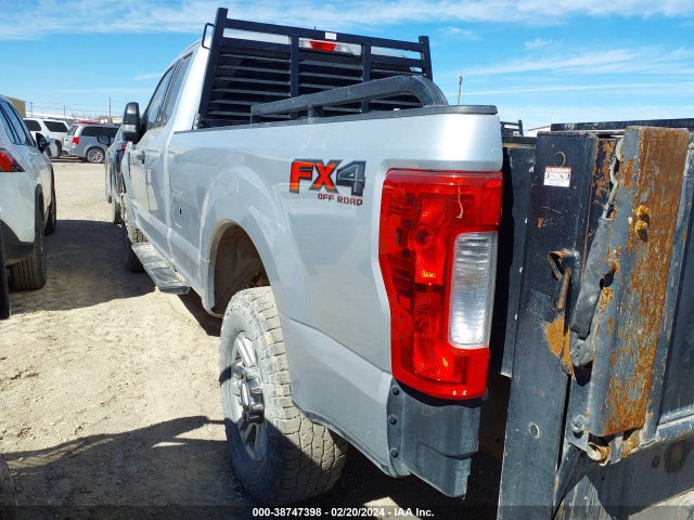 2018 FORD F-250 XLT VIN: 1FT7X2BT7JEB03661