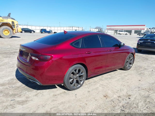 1C3CCCBG5FN673124 Chrysler 200 S