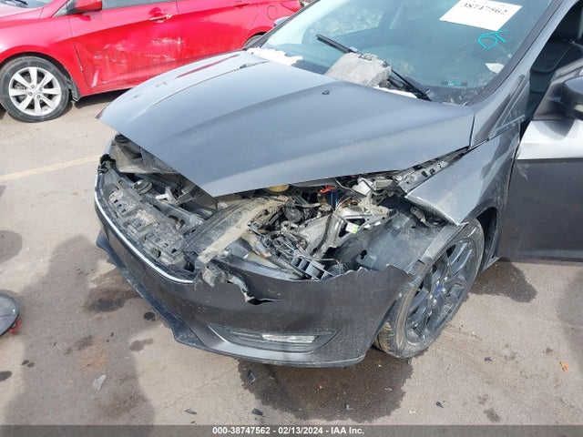Ford FOCUS SE 2016 1FADP3K23GL340352 Image 6