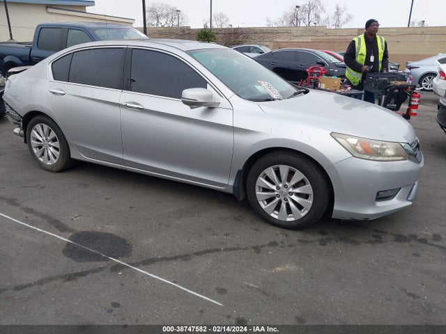 Honda Accord Touring 2014 1HGCR3F94EA043639 Image 14