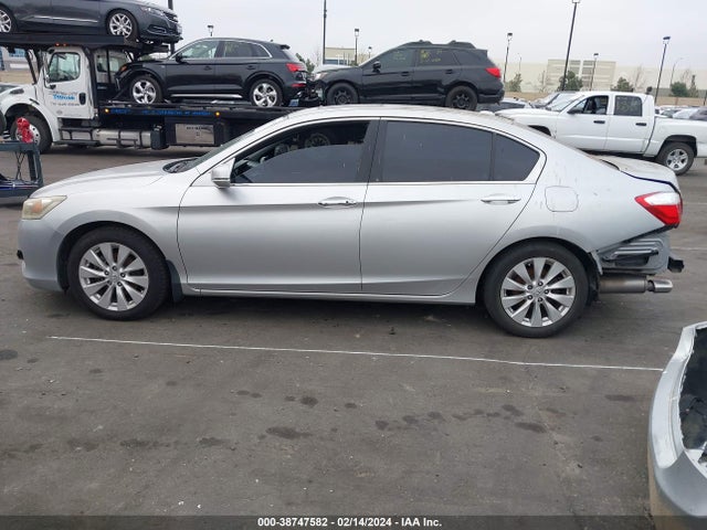 Honda Accord Touring 2014 1HGCR3F94EA043639 Image 15