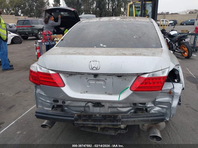 Honda Accord Touring 2014 1HGCR3F94EA043639 Image 17