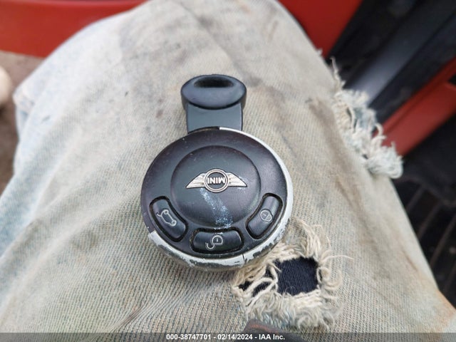 2007 MINI COOPER S WMWMF73507TT80768 Photo 10