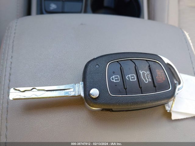 2019 HYUNDAI TUCSON KM8J2CA43KU883505 Photo 10