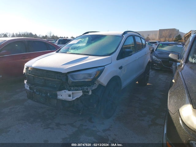 Ford Escape Titanium 2017 1FMCU0J96HUA32093 Image 2