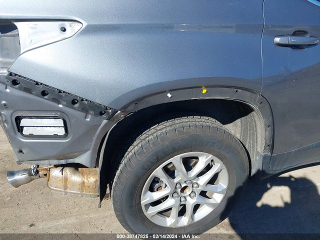 Chevrolet Traverse Ls 2019 1GNERFKWXKJ117038 Image 18