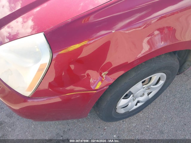 2006 KIA SEDONA EX/LX VIN: KNDMB233966062158