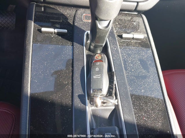 2022 PORSCHE MACAN WP1AA2A58NLB09947 Photo 10