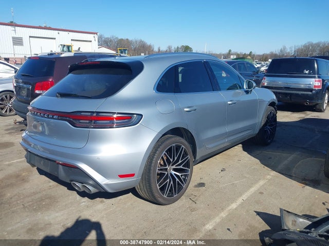 2022 PORSCHE MACAN WP1AA2A58NLB09947 Photo 3