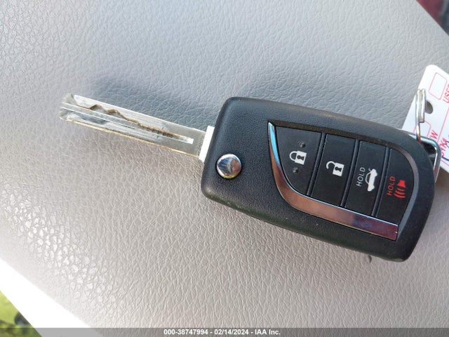 Toyota CAMRY LE 2022 4T1C11AK1NU058923 Image 11