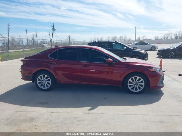 Toyota CAMRY LE 2022 4T1C11AK1NU058923 Image 13