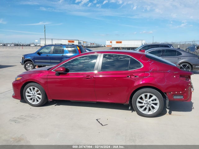 Toyota CAMRY LE 2022 4T1C11AK1NU058923 Image 14