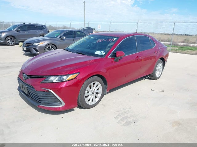 Toyota CAMRY LE 2022 4T1C11AK1NU058923 Image 2