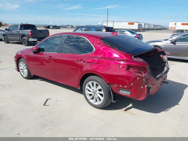 Toyota CAMRY LE 2022 4T1C11AK1NU058923 Image 3