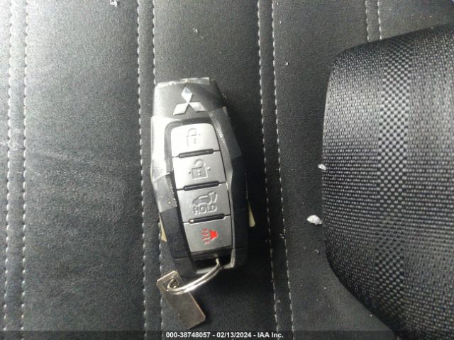 JA4J4UA87PZ039351 Mitsubishi Outlander Se 2.5 S-awc