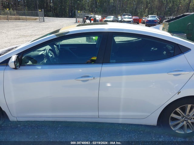 Hyundai ELANTRA SE 2015 5NPDH4AE7FH582962 Image 14