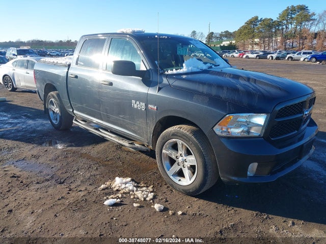 RAM 1500 Express  4x4 5'7 Box 2018 1C6RR7KT0JS222550 main image