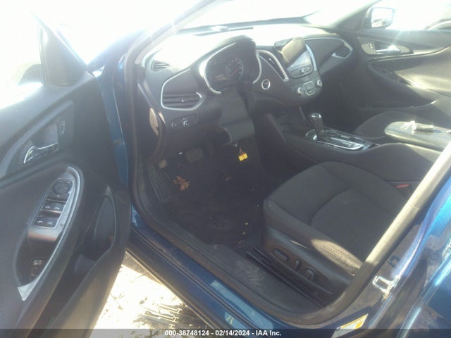 Chevrolet MALIBU RS 2019 1G1ZG5ST7KF193263 Image 5