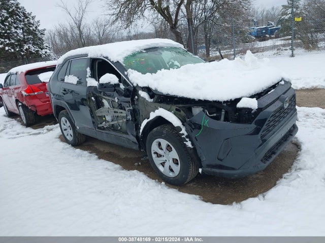 Toyota RAV4 LE 2019 JTMF1RFV3KD515925 Image 1