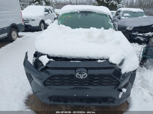 Toyota RAV4 LE 2019 JTMF1RFV3KD515925 Image 12