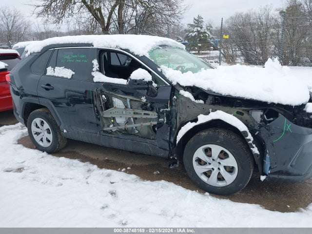 Toyota RAV4 LE 2019 JTMF1RFV3KD515925 Image 13