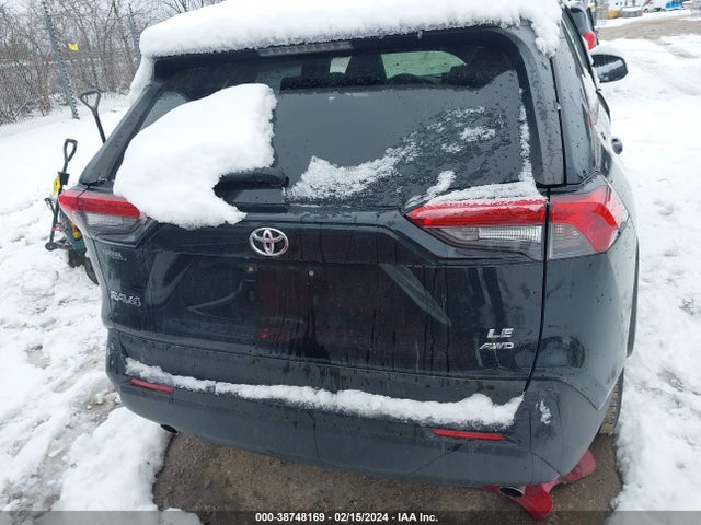 Toyota RAV4 LE 2019 JTMF1RFV3KD515925 Image 16