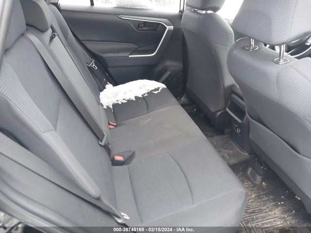 Toyota RAV4 LE 2019 JTMF1RFV3KD515925 Image 8