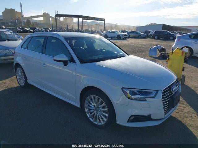 WAUTPBFF5JA071400 Audi A3 E-tron 1.4t Premium/1.4t Tech Premium