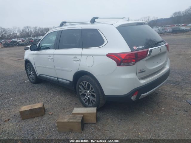 JA4AZ3A30HZ034364 Mitsubishi Outlander Se/sel