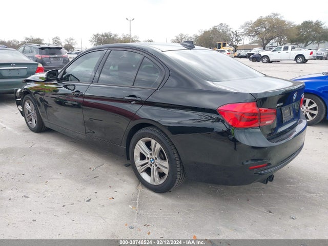 BMW 328i Xdrive 2016 WBA8E3G53GNT78380 Image 3