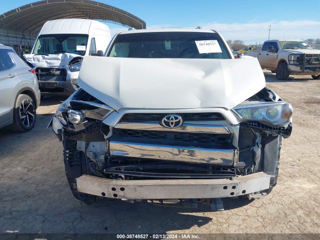 Toyota 4runner Limited 2018 JTEZU5JR8J5179734 Image 12