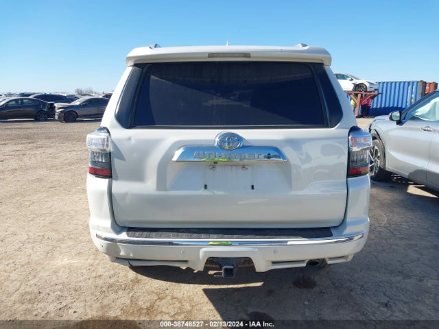 Toyota 4runner Limited 2018 JTEZU5JR8J5179734 Image 16