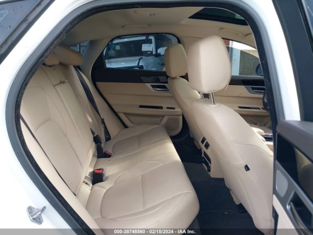 SAJBJ4BV8HCY37046 Jaguar Xf 35t Premium