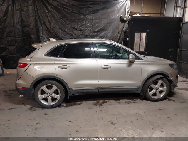 Lincoln MKC 2015 5LMCJ1A93FUJ22360 Image 13