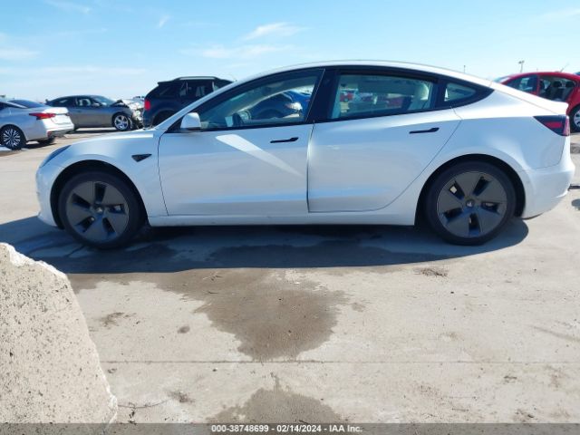 5YJ3E1EA2NF355900 Tesla Model 3 Rear-wheel Drive
