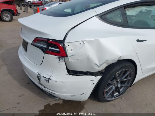 5YJ3E1EA2NF355900 Tesla Model 3 Rear-wheel Drive