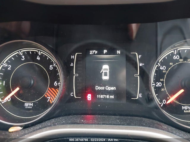 1C4PJLCBXEW292982 Jeep Cherokee Altitude