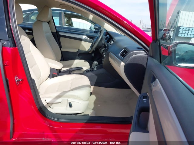 2013 VOLKSWAGEN JETTA 2.5L SE VIN: 3VWDP7AJ7DM422912