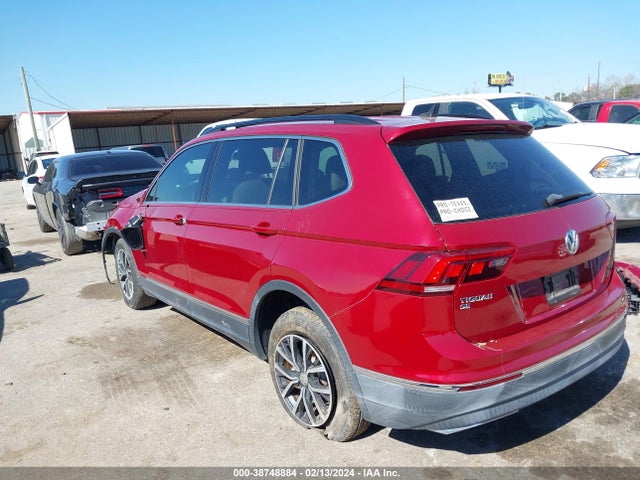3VV3B7AX1JM191424 Volkswagen Tiguan