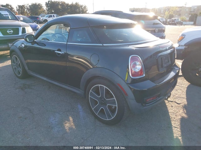 2012 MINI COOPER S WMWSX3C53CT465983 Photo 2