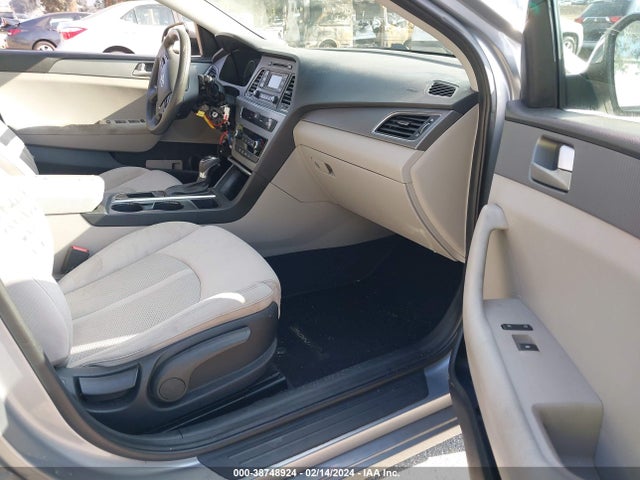 Hyundai Sonata 2017 5NPE24AF5HH497510 Image 5