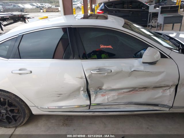 YV1A22MLXH1012929 Volvo S90 T6 Inscription