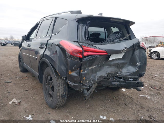 Toyota RAV4 LE 2018 JTMBFREV8JD253044 Image 3