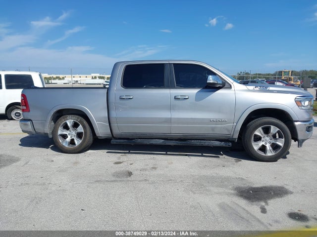 RAM 1500 Laramie  4x4 5'7 Box 2022 1C6SRFJT5NN207897 Image 13