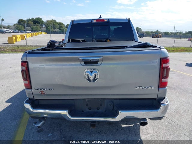 RAM 1500 Laramie  4x4 5'7 Box 2022 1C6SRFJT5NN207897 Image 16